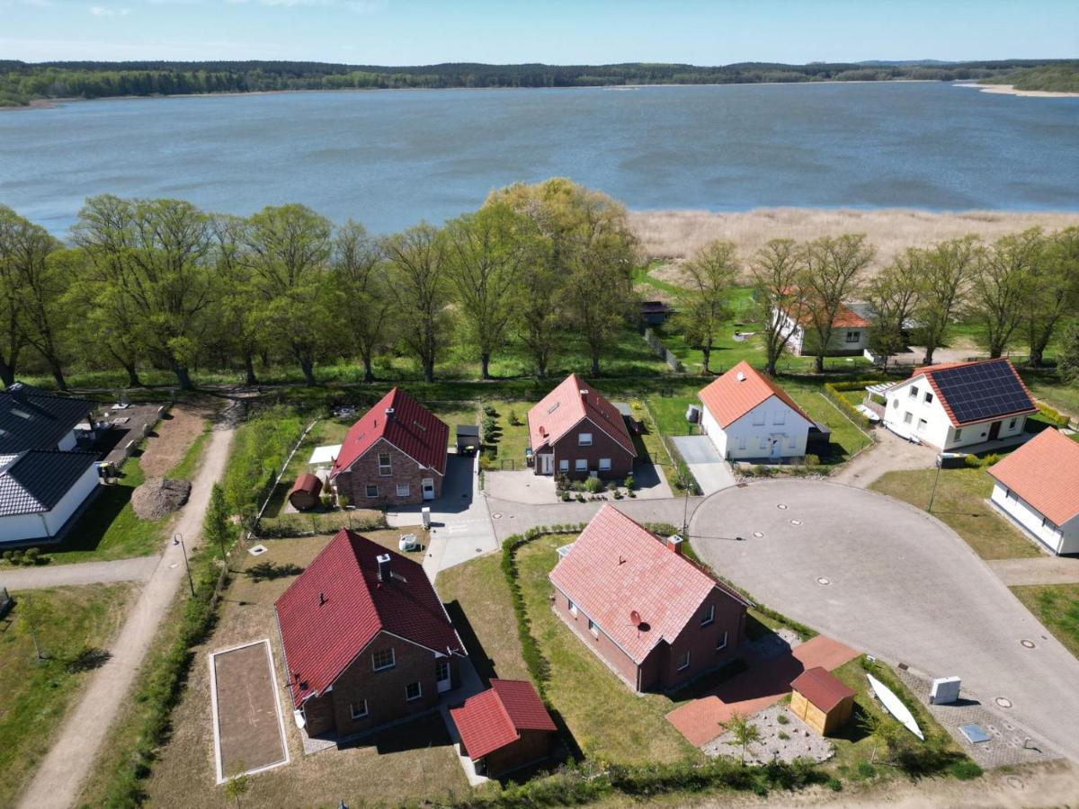 Alleenhuus Warin Eksteriør billede